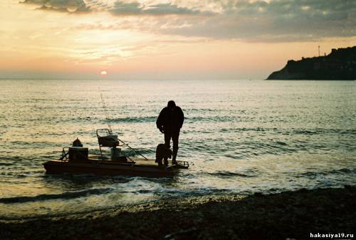 Фото Одинокий рыбак