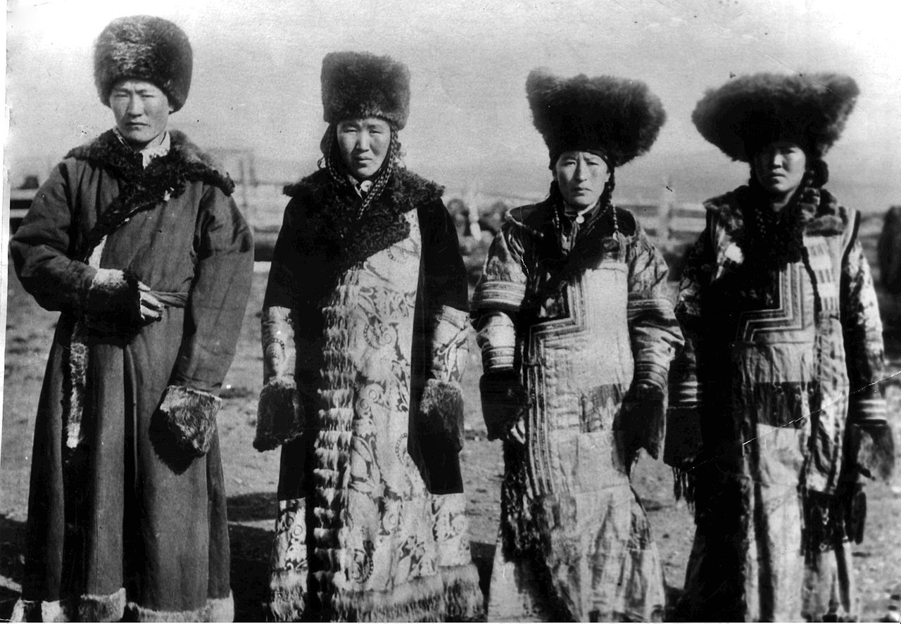 Хакасы. Историко-этнический очерк